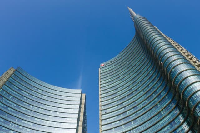 UniCredit perfeziona l'acquisizione di Aion Bank e Vodeno. E si prepara a nuovi investimenti