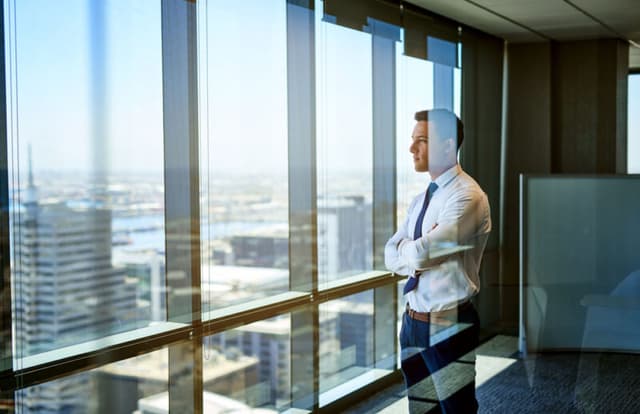 La ricchezza globale dei miliardari vola a 14mila miliardi, +121% in 10 anni