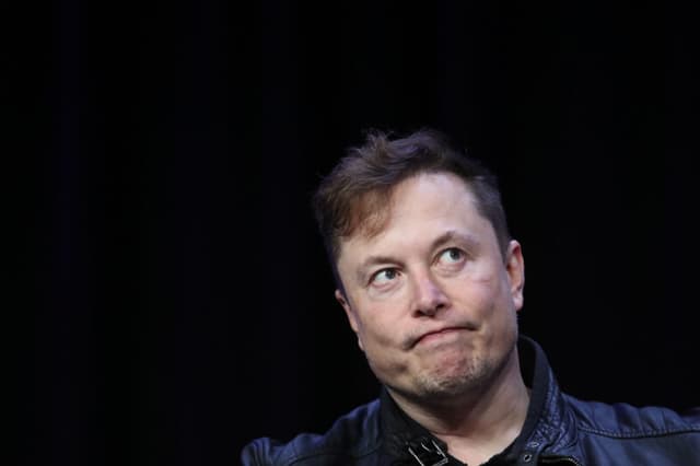 "È frode finanziaria": Elon Musk nel mirino della Sec per l'acquisizione di Twitter