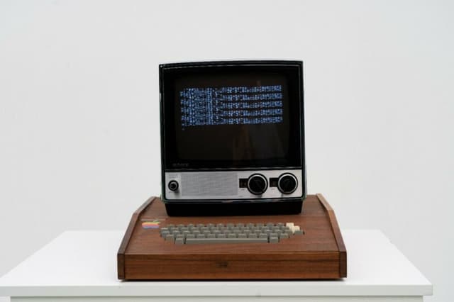 Apple 1, all'asta su eBay un esemplare del 1976 da 1,5 milioni di dollari