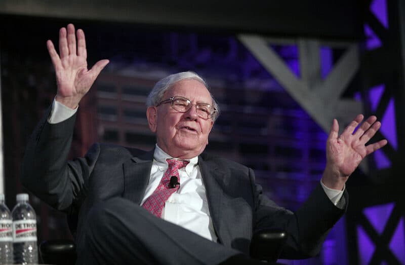 Anche Larry Ellison e Warren Buffett entrano nel club dei "centimiliardari"