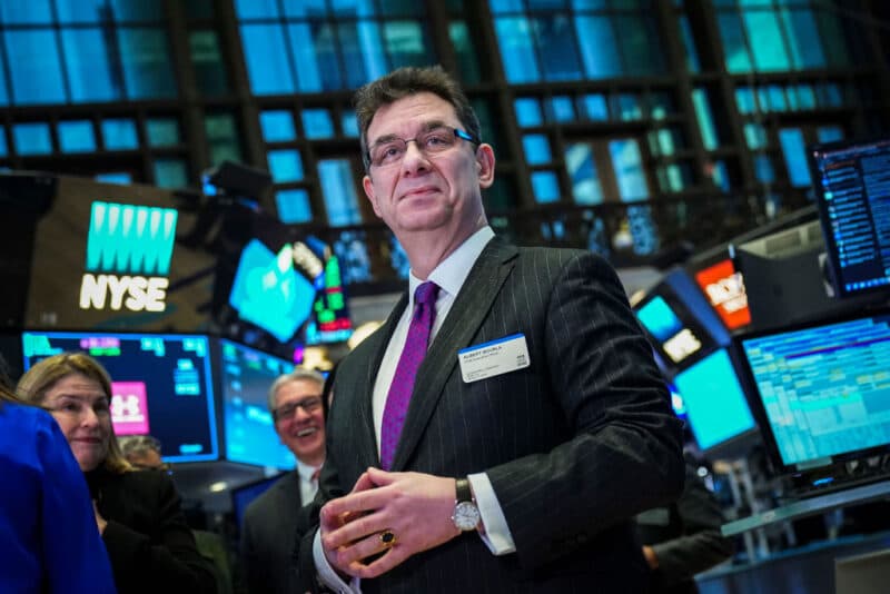 Le azioni Pfizer ai minimi da 10 anni: perché gli investitori si sono raffreddati