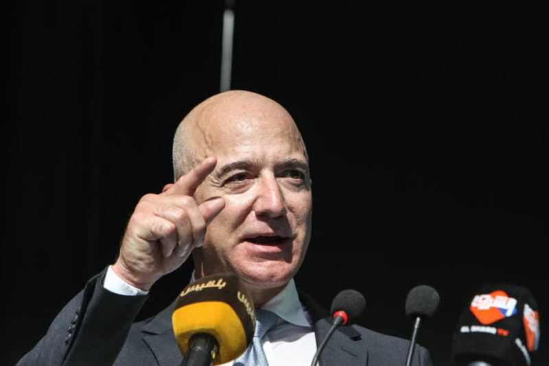 Bezos, Samsung e altri lanciano la sfida a Nvidia: investimento da 700 milioni di dollari su Tenstorrent