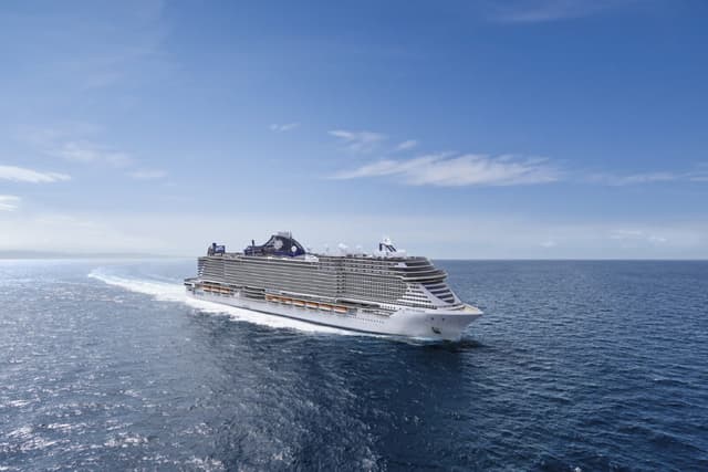 Viaggio dentro la più grande nave da crociera mai costruita in Italia