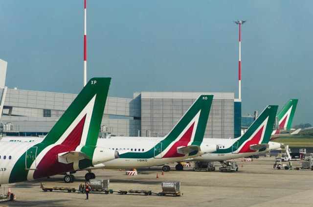 La flotta ridotta, le ceneri di Alitalia e lo spettro di Ryanair: come nasce la nuova Ita