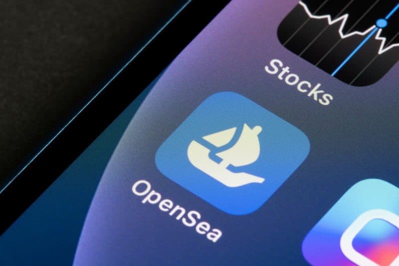La crisi delle crypto colpisce anche Opensea, il marketplace di Nft: licenziato il 20% del personale