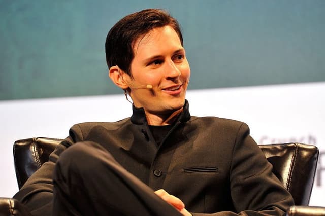 Il miliardario Pavel Durov offre la fecondazione in vitro gratuita a donne disposte ad avere un figlio da lui