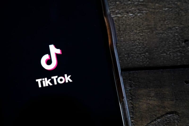 TikTok lancia la sfida a Instagram: in arrivo la piattaforma per la condivisione di foto e testi
