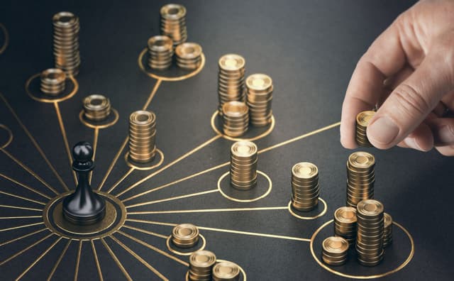 Nel 2022 il numero dei milionari è diminuito. Ma la ricchezza globale aumenterà del 38% nei prossimi cinque anni
