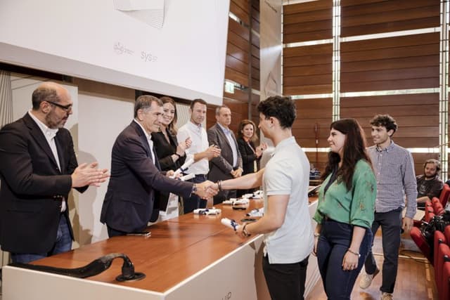 La Range Rover Leadership Academy ha trovato i suoi vincitori: tre ragazzi con un progetto sul leader by commitment