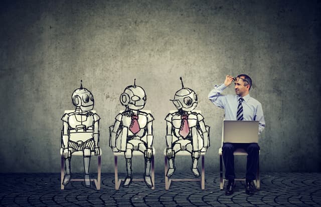 I dirigenti d'azienda di tutto il mondo pensano che l'IA non farà perdere posti di lavoro
