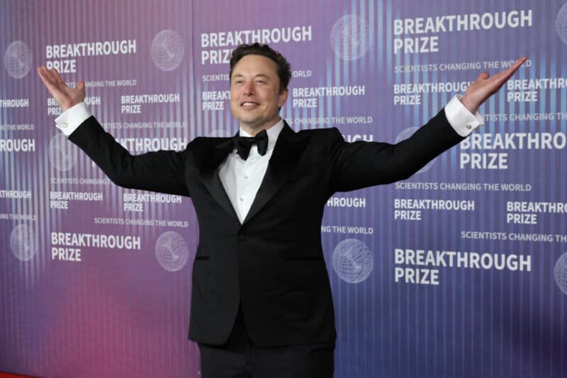 Inarrestabile Musk: la sua xAI ora vale 50 miliardi di dollari
