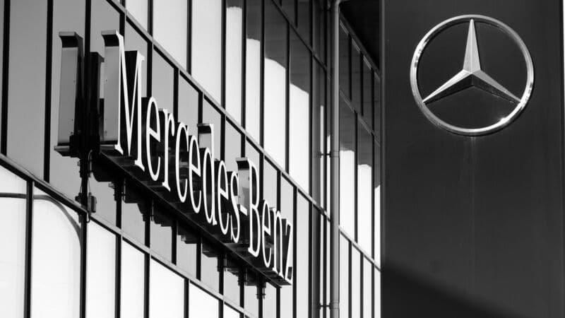 Mercedes cancella lo sviluppo della piattaforma per le elettriche di lusso