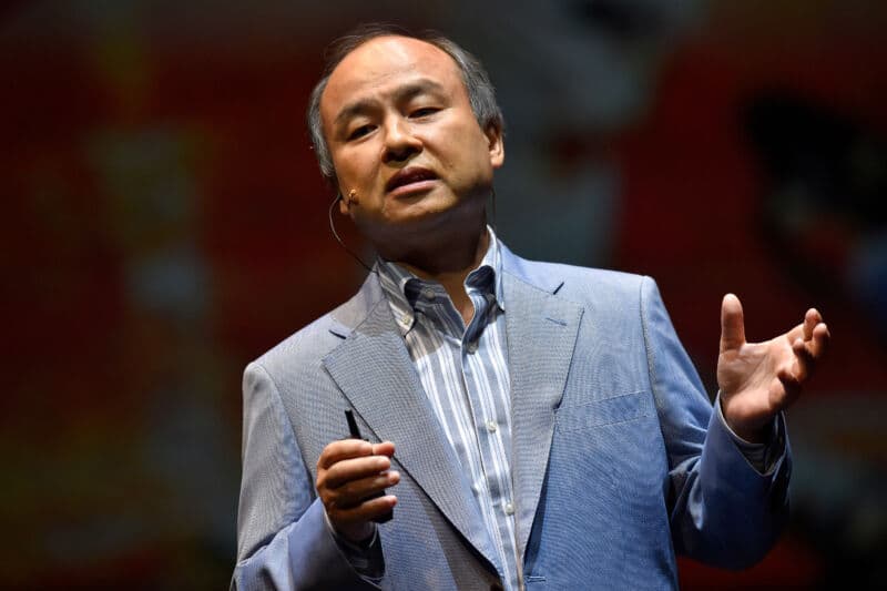 Il fondatore miliardario di SoftBank vuole creare la "super intelligenza artificiale"