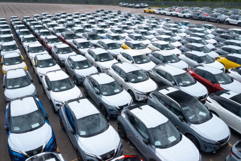 Come Nissan vuole accompagnare i clienti verso un futuro di mobilità elettrica