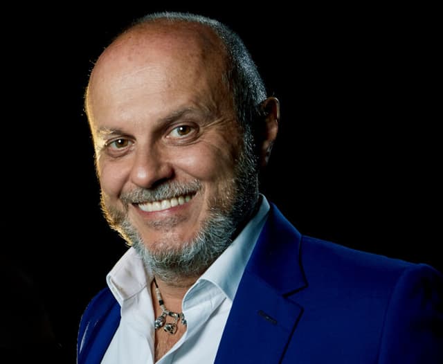 Come questo imprenditore ha trasformato la sua passione per la profumeria in un brand di lusso