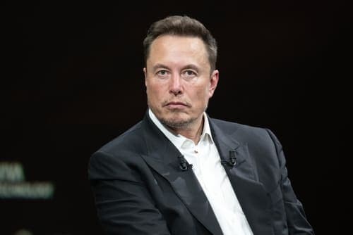 X ora vale "solo" 9,4 miliardi di dollari: il 79% in meno da quando è di Musk