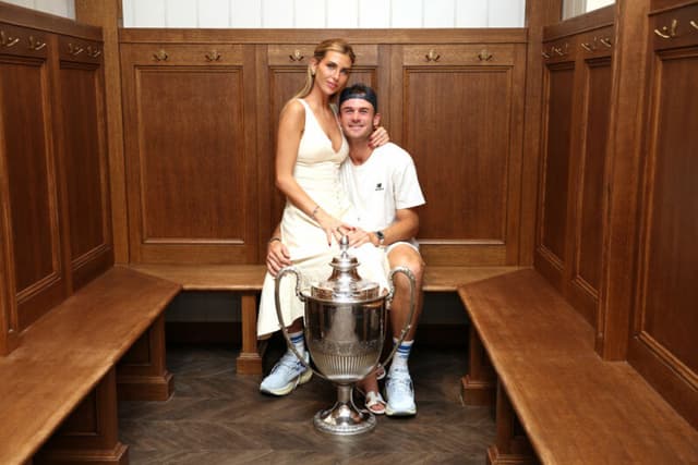 Perché le fidanzate di alcuni tra i migliori tennisti del mondo stanno firmando contratti milionari
