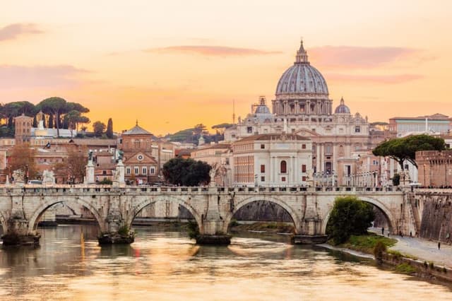 Il mercato italiano degli investimenti alberghieri sfonda i 2 miliardi di euro. Roma in testa tra le destinazioni
