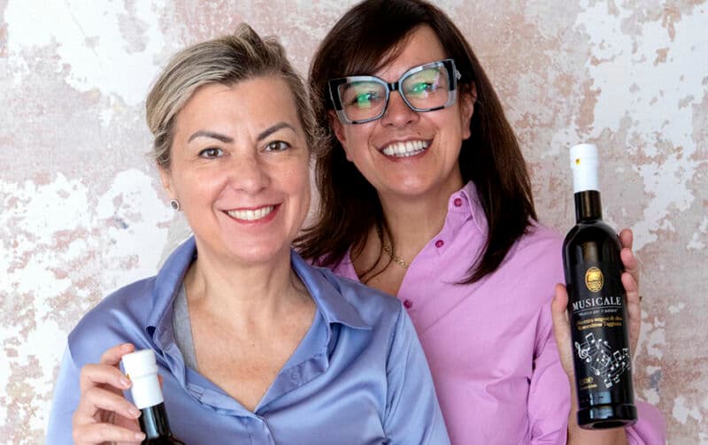 Questa famiglia dell'entroterra imperiese produce olio extravergine da olive taggiasche da quasi 200 anni