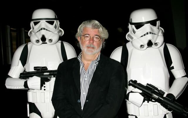 Un noto sceneggiatore sta lavorando a una nuova trilogia di Star Wars: ecco cosa sappiamo