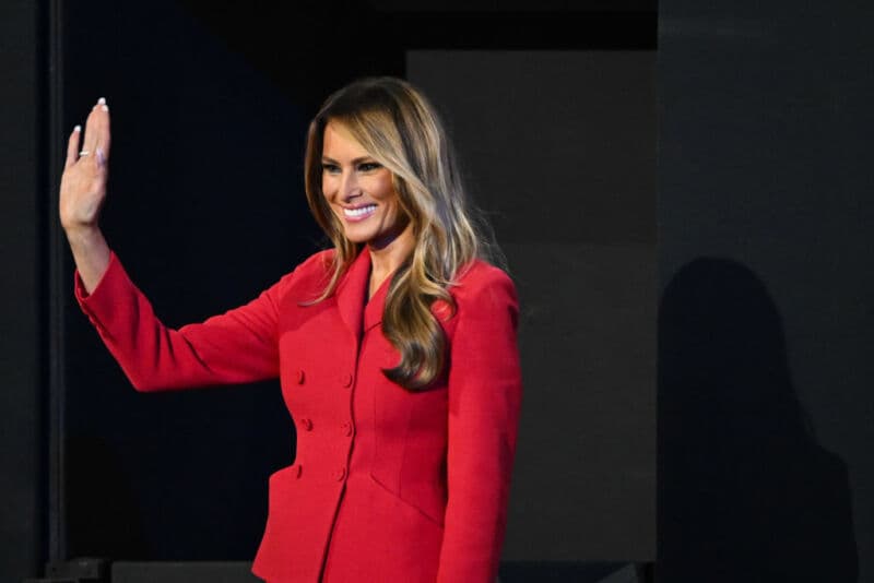 Cosa sappiamo sul nuovo meme coin di Melania Trump che ora vale più di 2 miliardi di dollari