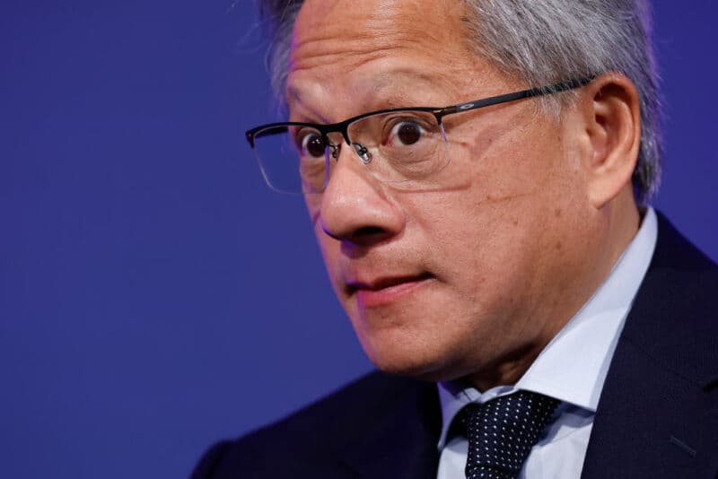 Jensen Huang e Larry Ellison hanno perso 48 miliardi in un giorno per il boom di DeepSeek