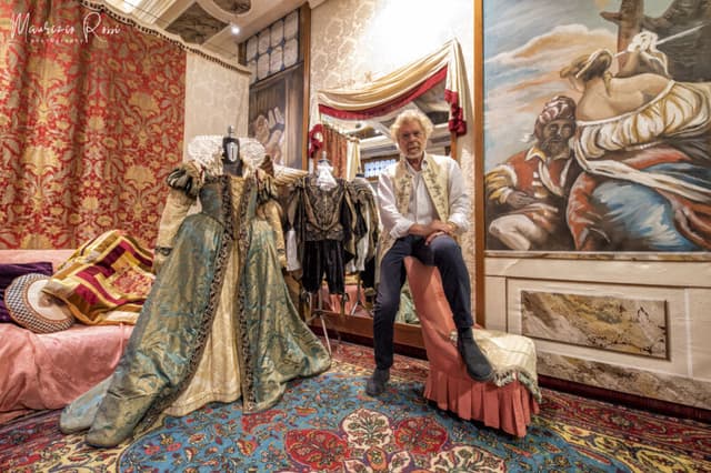 Non solo vetro: alla scoperta degli atelier veneziani della moda e della gioielleria