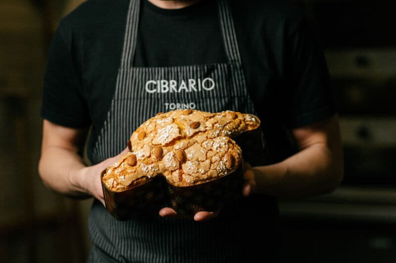 Fornai, pasticceri e chef stellati: i maestri del dolce che hanno rivisitato la colomba pasquale