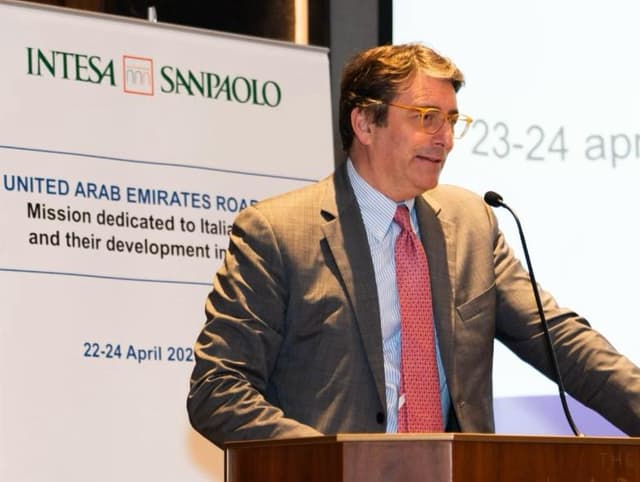 Intesa Sanpaolo supporta la crescita delle pmi negli Emirati Arabi