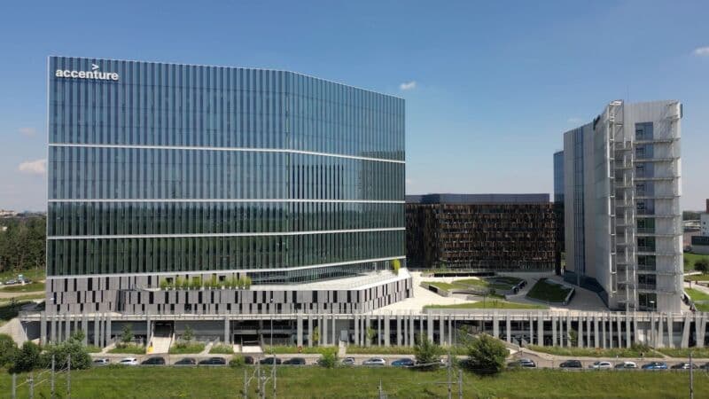 Accenture in testa, poi Prysmian e Salesforce: la classifica delle migliore aziende italiane dove fare carriera