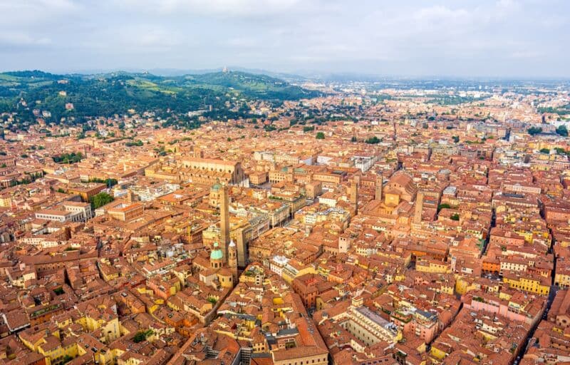La classifica delle città più smart d'Italia: Bologna in testa davanti a Milano e Torino