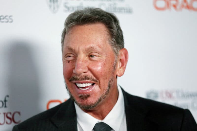 Larry Ellison supera Jeff Bezos e Mark Zuckerberg: ora è la seconda persona più ricca al mondo