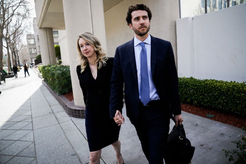 Il compagno di Elizabeth Holmes ha fondato una startup. E sì, fa esami del sangue